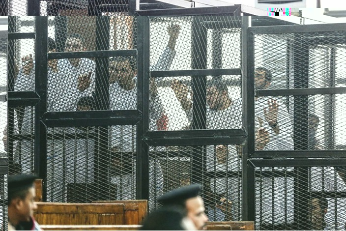  نشطاء: 20 ألف معتقل أضربوا عن الطعام بسجون مصر