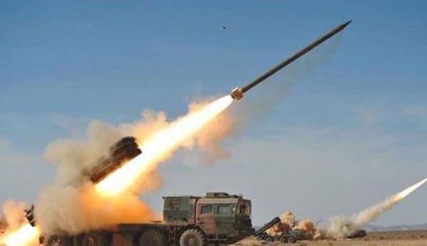 الحوثيون يطلقون صاروخا باليستيا على قاعدة سعودية والرياض تعلن تدميره