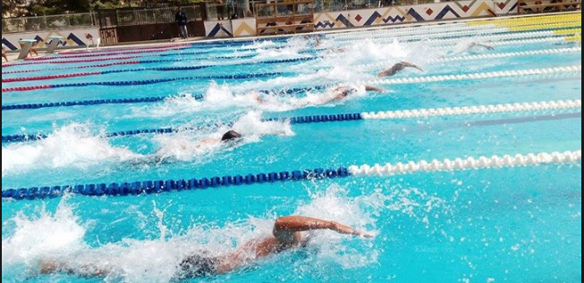 18 ميدالية جديدة لـ «سباحة الإمارات» في خليجي المجرى القصير
