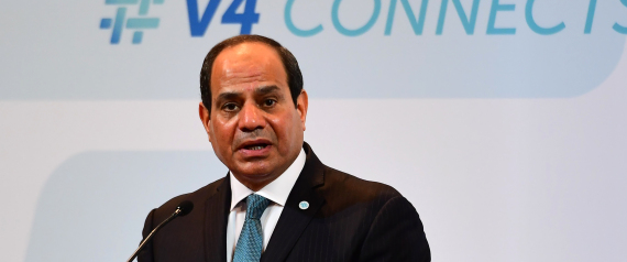 قائد الانقلاب الدموي يتعهد بمواصلة حصار قطر