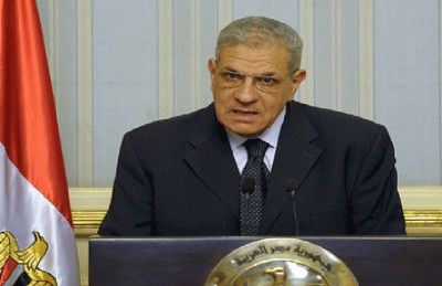 محلب يزعم أن مصر قادرة على مكافحة الإرهاب في العالم العربي