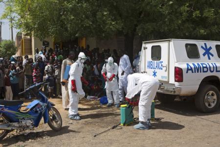تجربة طريقة جديدة لفحص فيروس إيبولا في غرب أفريقيا