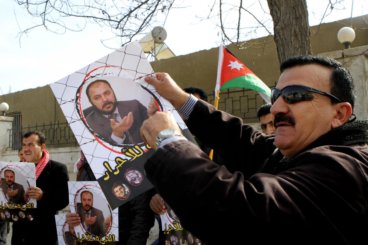 عشرات السياسيين الأردنيين يطالبون بالإفراج عن نائب مراقب "الإخوان"
