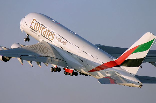 طيران الإمارات" تعلن عن وقف رحلاتها إلى إربيل