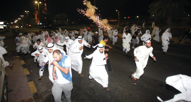 الكويت تضع مزيدا من القيود الأمنية على المجتمع المدني