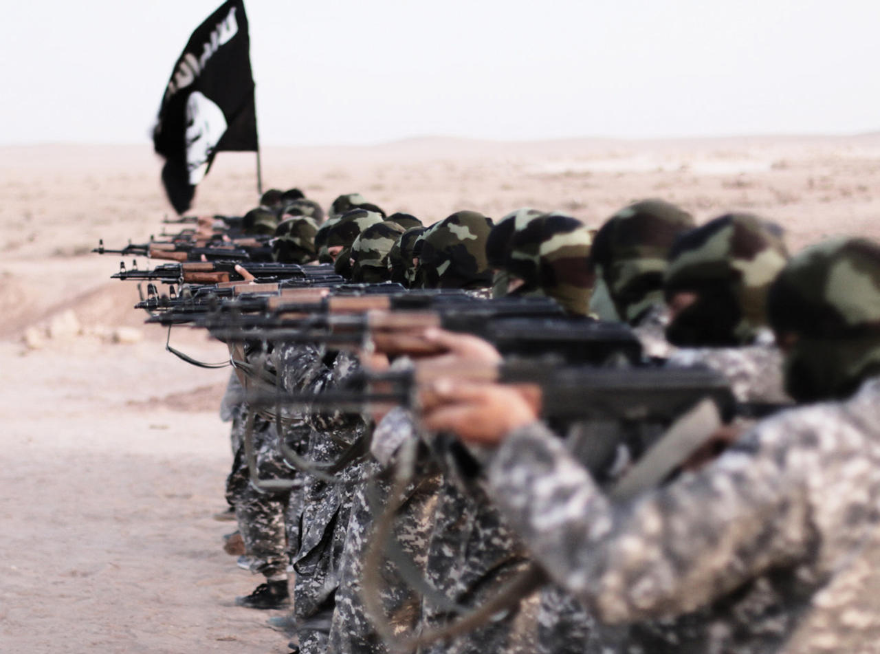 جنرال أمريكي: "داعش" سيدافع عن الرقة حتى الموت