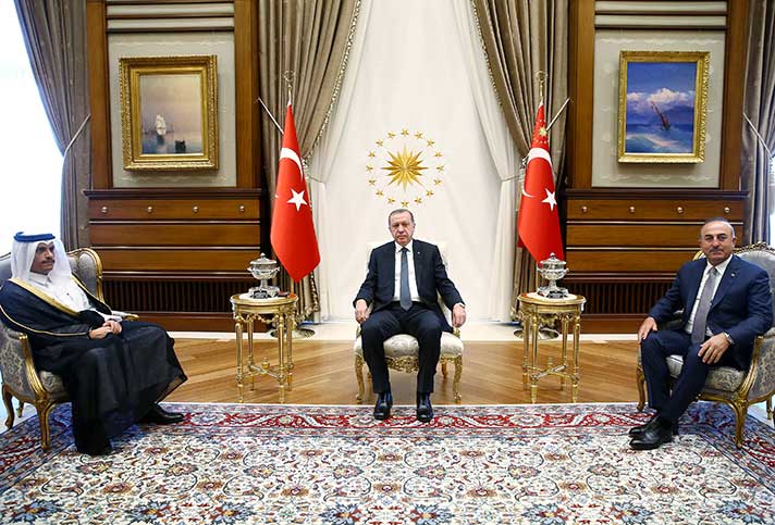 أردوغان يستقبل وزير خارجية قطر في اجتماع مغلق