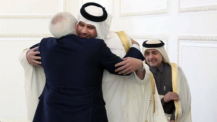 عناق قطري- إيراني حار في لقاء وزيرين