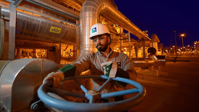 السعودية تعلن أنها لن  تخفض إنتاجها من النفط       