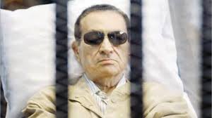 تليجراف: براءة مبارك نسفٍ لثورة 25 يناير