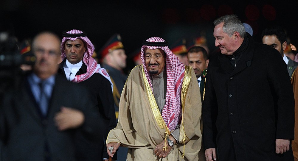 واشنطن بوست: أمريكا تراقب زيارة ملك السعودية لموسكو