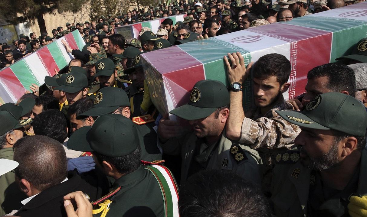 إيران تشيّع 6 جنود أفغان في الحرس الثوري صُرعوا في سوريا