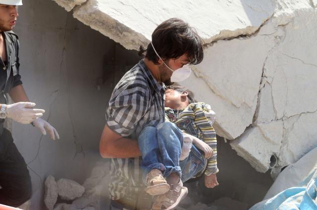 نظام الأسد يقصف ريف دمشق بـ"غاز الكلور"
