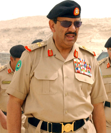 قائد عام قوات البحرين يندد بعدوانية السلوك الإيراني في المنطقة