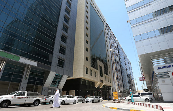 أسعار الأراضي التجارية في أبوظبي تتراجع 15% في 2016