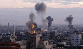 إسرائيل تقصف موقعا عسكريا فلسطينيا وسط قطاع غزة