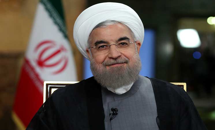 روحاني يحذر من انهيار نظام الحكم في إيران