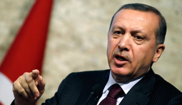 أردوغان لأوروبا: إذا كنتم تجرؤون فامنعوا غطاء الرأس اليهودي.. منافقون!