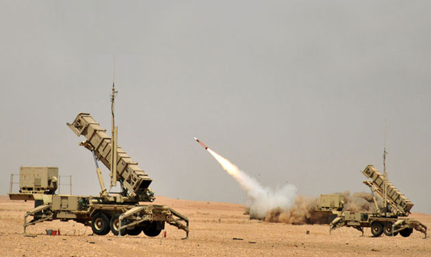 التحالف  يدمر صاروخا باليستيا أطلقه الحوثيون في الأجواء اليمينة