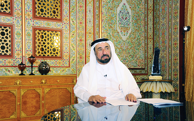 هل يقود الشيخ سلطان القاسمي وساطة لإنهاء قضية معتقلي الرأي؟