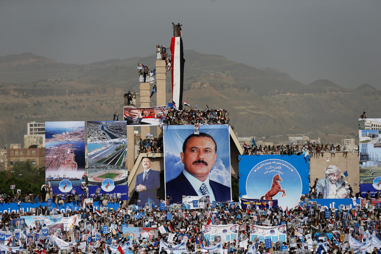 اليمن.. "حزب المؤتمر" يعيّن خلفاً جديداً لصالح