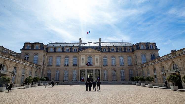 الرئاسة الفرنسية: نقترب من إبرام عقود عسكرية ضخمة مع قطر