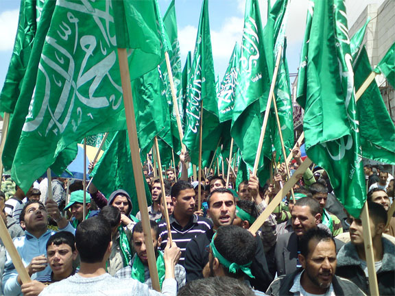 "حماس" والجهاد تستنكران تصريحات عباس في القمة العربية