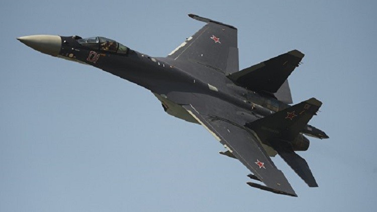 الإمارات تؤكد عزمها شراء عشرات مقاتلات "سو 35" الروسية