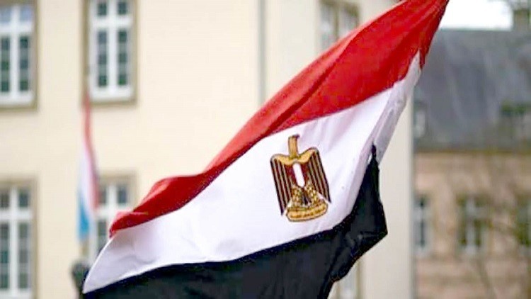 مصر تفرض تأشيرة مسبقة على دخول القطريين أراضيها