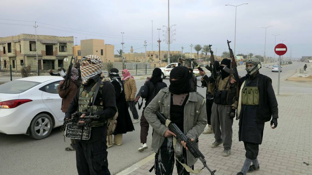 الإمارات وأمريكا تقيمان فرقة عمل مشتركة لخنق تمويل "داعش"