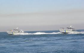 توتر أمني حدودي بين الإمارات والسلطنة.. وإطلاق نار على صياديين عمانيين