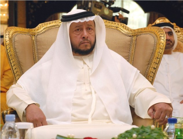 سلطان بن زايد يستقبل وفدا من الداخلية الأمريكية والسفراء الأجانب