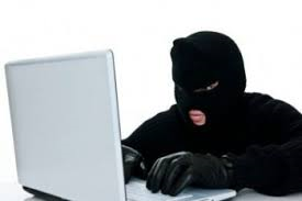 شرطة أبوظبي تلاحق مواقع النصب الإلكتروني