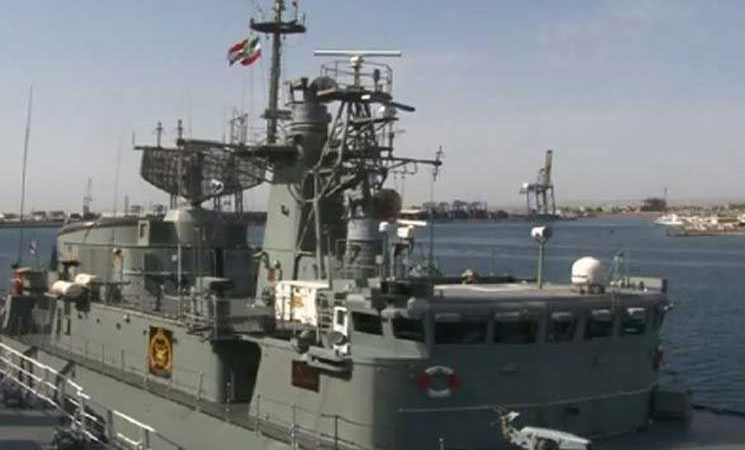 إيران تنشر سفينتين حربيتين قبالة ساحل اليمن في خليج عدن