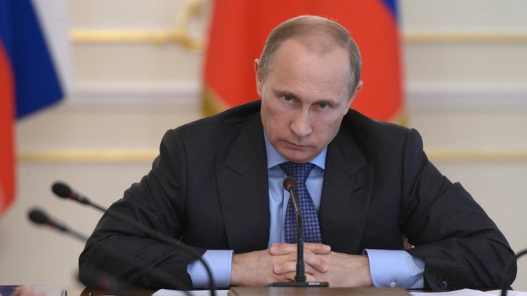 بوتين يخوض الانتخابات المقبلة ويلمّح إلى ثقته بالفوز