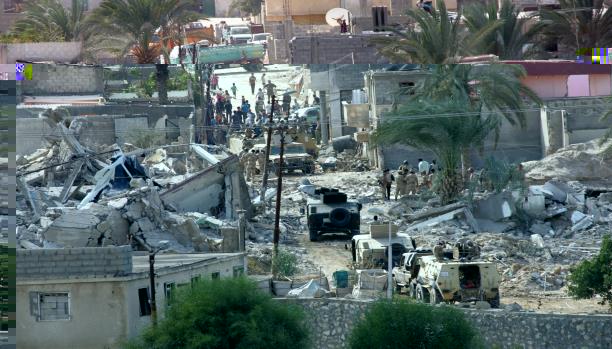 خبير عسكري مصري: الإمارات تمول المنطقة العازلة مع غزة