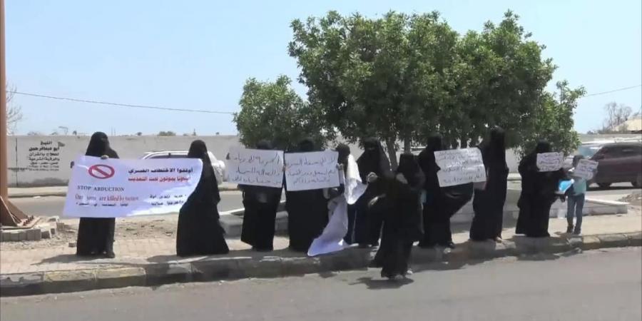 هيومن رايتس تطالب أبوظبي ووكلائها في اليمن بإطلاق سراح المعتقلين