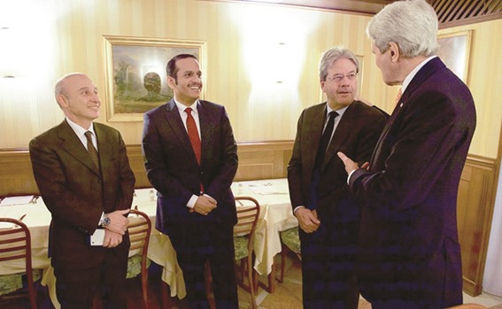 وزير خارجية قطر يلتقي نظيريه الأمريكي والإيطالي على هامش مؤتمر روما