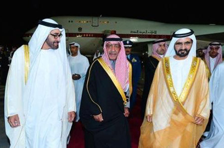 حاكم دبي وولي عهد أبوظبي يصلان الرياض للمشاركة في قمة مجلسة التعاون 