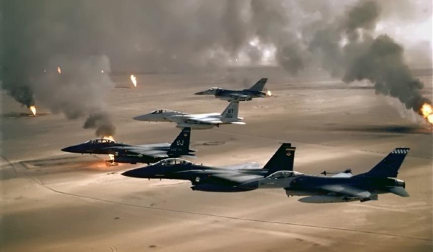 مقاتلات للتحالف تدمر تعزيزات عسكرية للحوثيين قرب الحدود السعودية