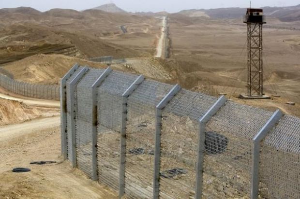 شركات إسرائيلية قد تشارك في بناء الجدار الحدودي بين السعودية والعراق