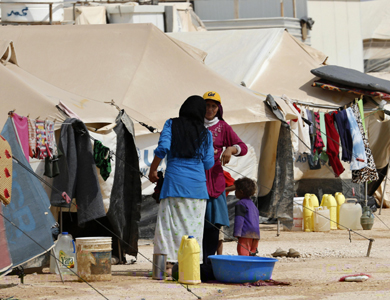 الإمارات تعلن عن تقديم 114 مليون درهم للاجئين السوريين