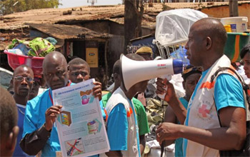 دول أفريقية تتفق على فرض طوق صحي لمكافحة "ايبولا"