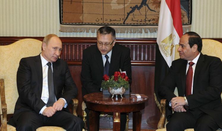 بوتين يبحث مع السيسي في القاهرة تعميق التعاون 