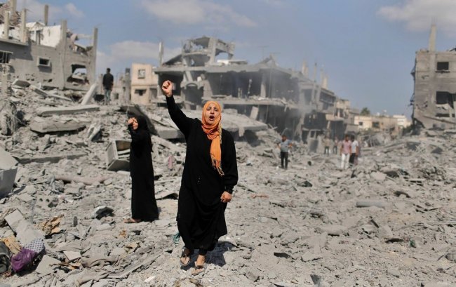 قطر تدعو العالم للوفاء بتعهداته في إعمار غزة
