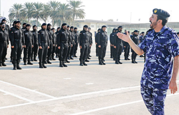 فرق «الداخلية» المشاركة في «أمن الخليج العربي1» تغادر إلى البحرين