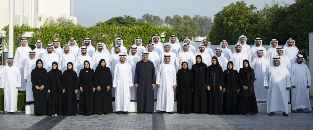 رئيس الدولة يطلع على جهود مكتب شؤون الحجاج ويشيد بخدماته خلال موسم الحج