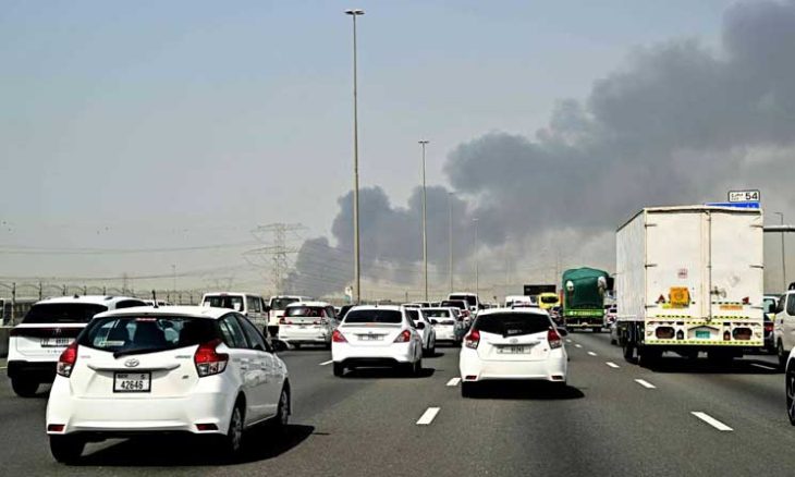 شظايا اعتراض جوي تُصيب أربعة أشخاص في دبي