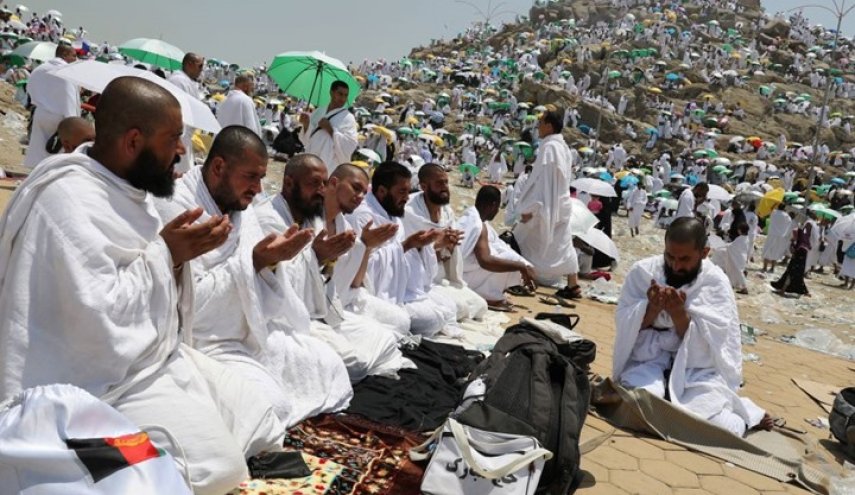 ميدل إيست آي: تحذيرات مرتبطة بالحج أجبرت ترامب على تأجيل ضرب إيران