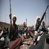 مسؤول يمني: الحوثيون يستغلون الحوار للاستعداد لجولات حرب جديدة